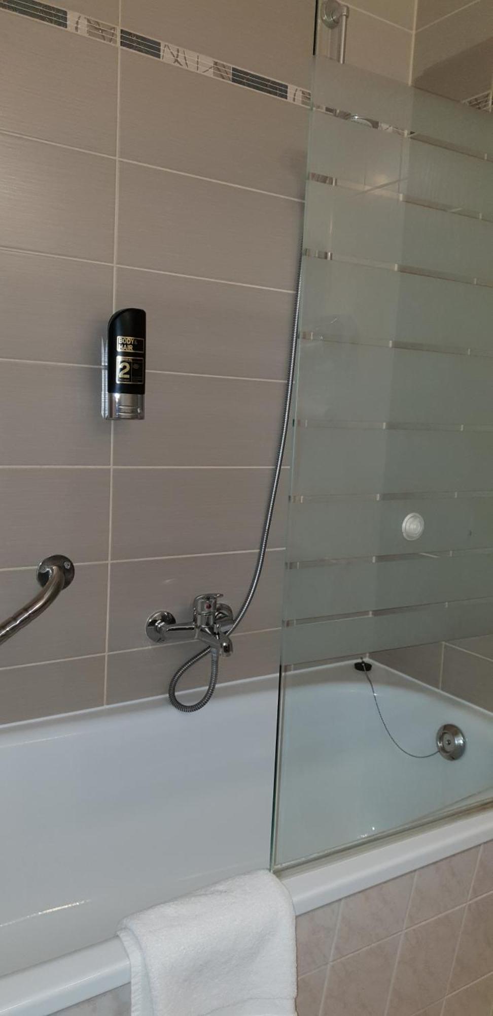 Elbrivera Alt Prester Hotel 3*