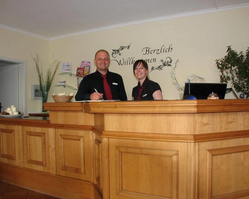 Elbrivera Alt Prester Hotel 3*